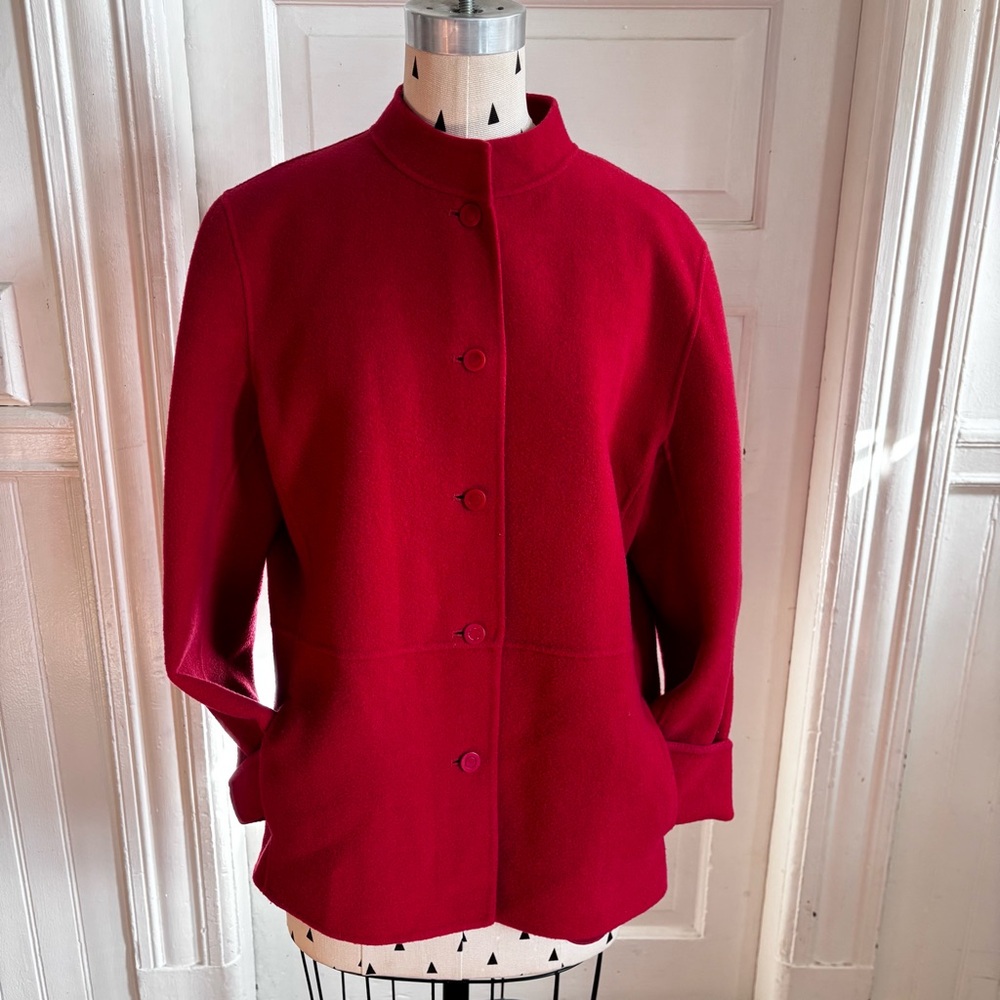 Eileen Fisher Wool Blend
Button Up Jacket
Red
Large
